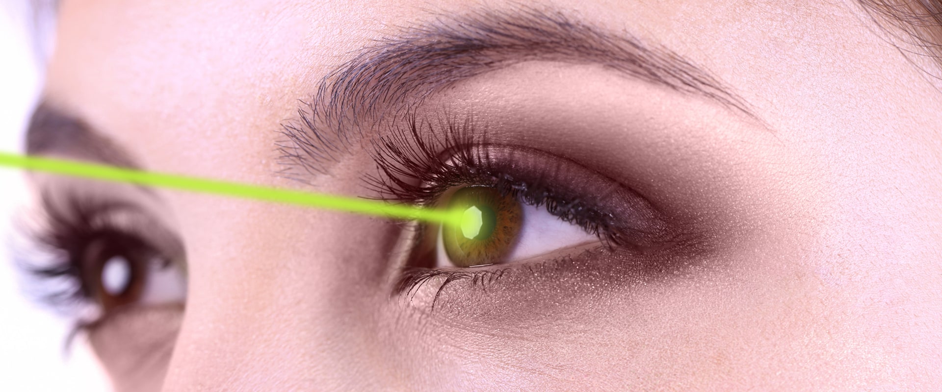 Can I Have Both Eyes Done at the Same Time with LASIK Eye Surgery?